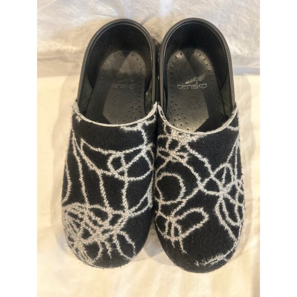 DANSKO Professional Black Gray Cobwebs Artsy Swirl Clogs Shoes Italy 36/5.5 - Picture 2 of 7